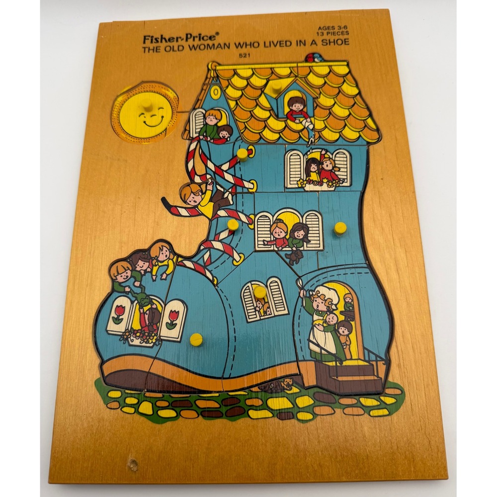 Vintage Fisher Price The Old Woman Who Lived in a Shoe Wood Tray Puzzle 521